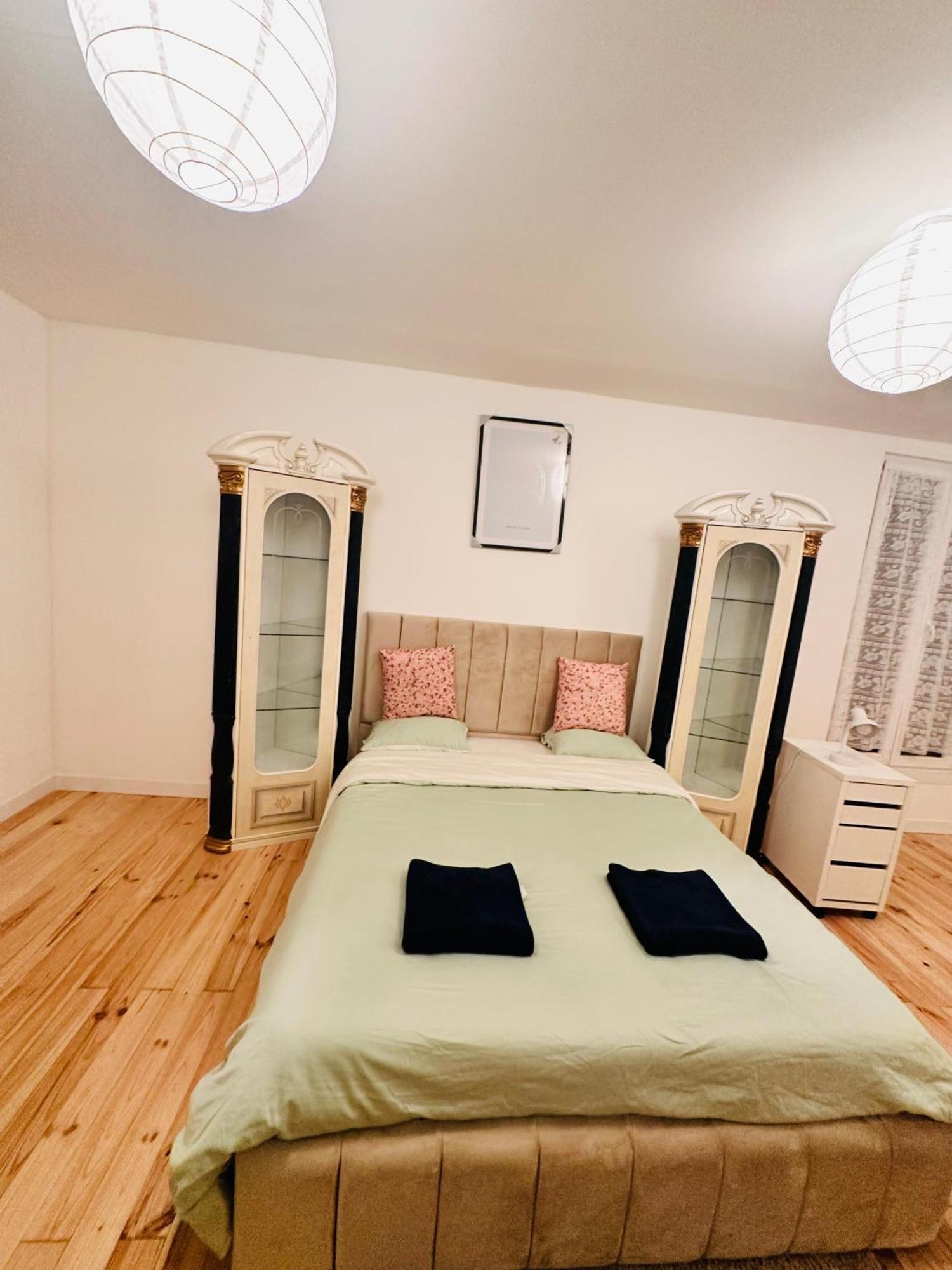 Biriyani House Bed & Breakfast โบบิญญี ภายนอก รูปภาพ